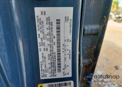 2022 Ford Bronco Base z USA, uszkodzony, nr VIN 1FMDE5CH7NLB42137